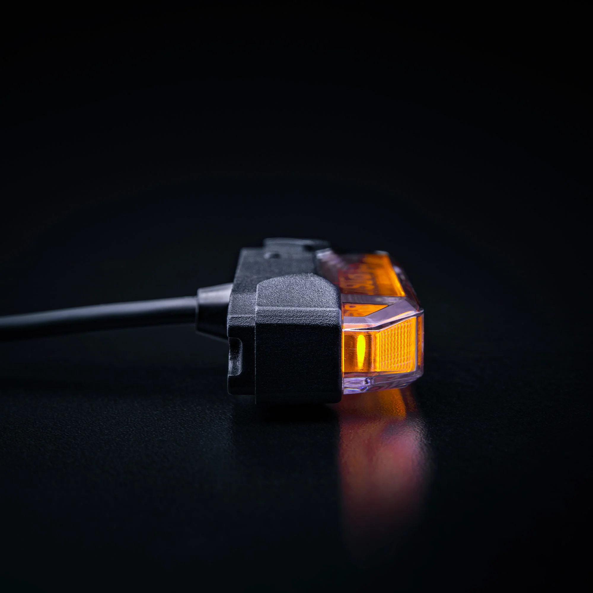 FIREFLY SEE ME AMBER SIDE MARKER/WARNING LIGHT - Image 6